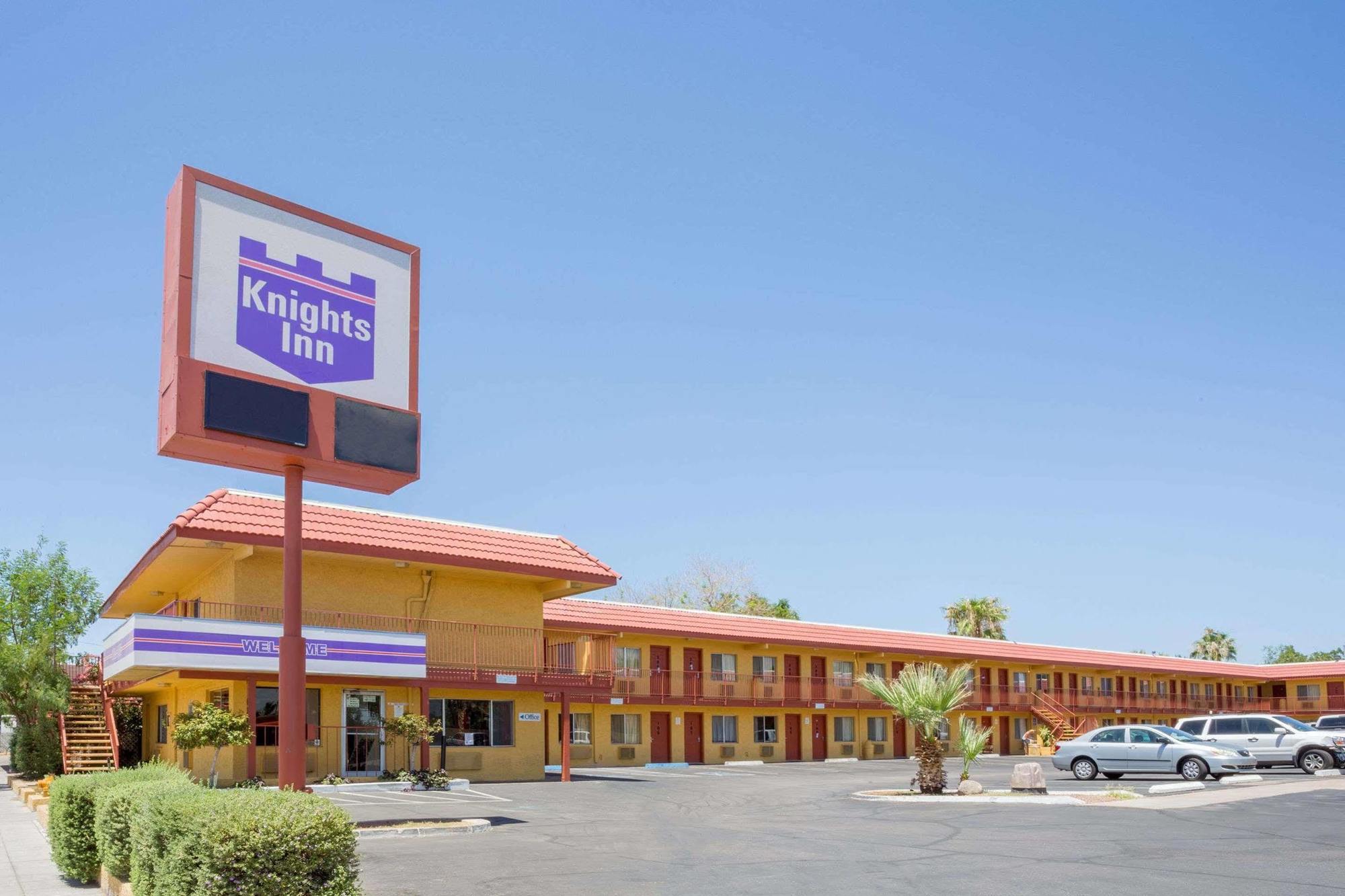Knights Inn Меса Экстерьер фото